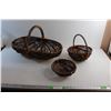 Image 1 : (3) Handmade Willow Baskets