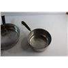 Image 2 : (3) Aluminium Pots and (1) Lid