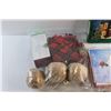 Image 6 : Table Cover, Outdoor Miniature Light Set, Christmas Ornaments and Envelopes
