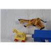 Image 2 : Fish Toy, Water Gun, Giraffe Toy,