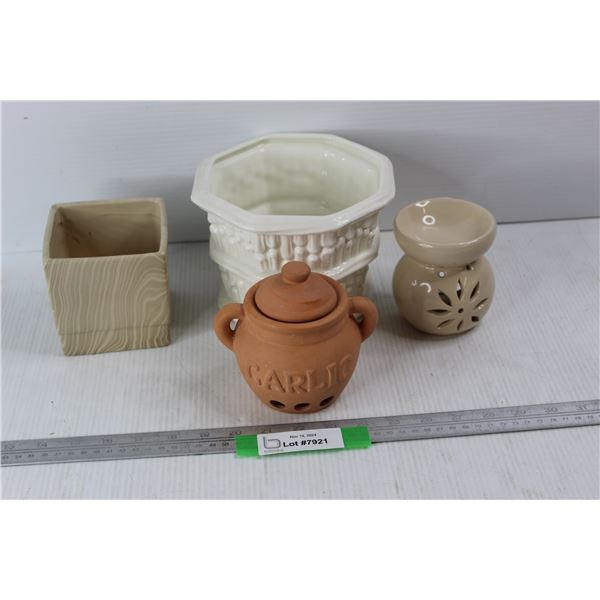 (4) Various Flowerpots/ Home Decorations