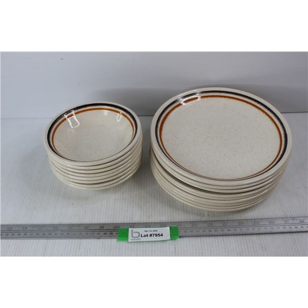 Biltons Tableware Dishes, (8) Dinner Bowls, (9) large Dinner Plates
