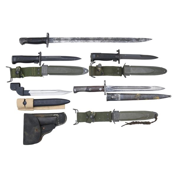 LOT OF ASSORTED BAYONETS WITH HOLSTER.
