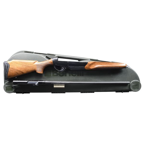 BENELLI R1 SEMI AUTO RIFLE.