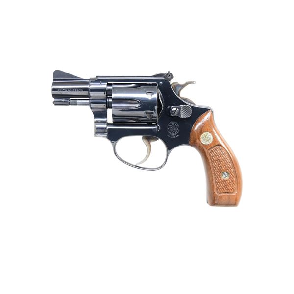 SMITH & WESSON MODEL 34-1 DA REVOLVER.