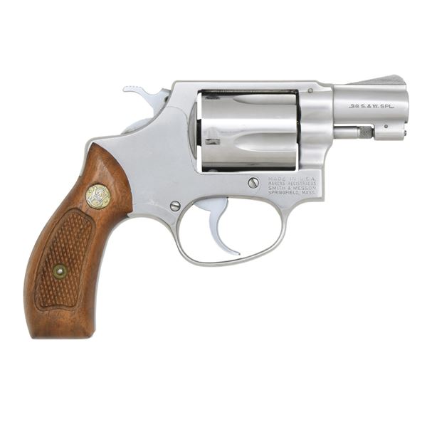 SMITH & WESSON MODEL 60 DA REVOLVER.