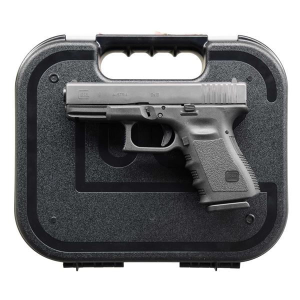 GEN3 GLOCK 19 SEMI AUTO PISTOL.