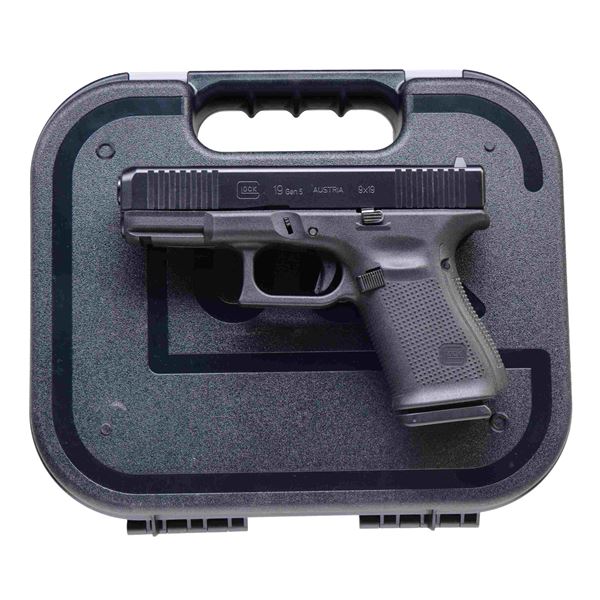 GLOCK MODEL 19 GEN 5 SEMI AUTO PISTOL.