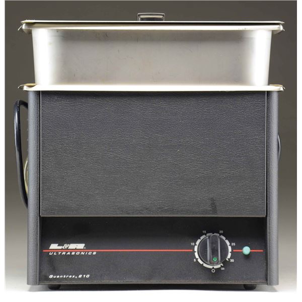 L&R QUANTREX 210 ULTRASONIC CLEANER.