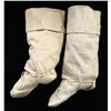 Image 2 : NAVAJO HIGH TOP MOCCASINS.