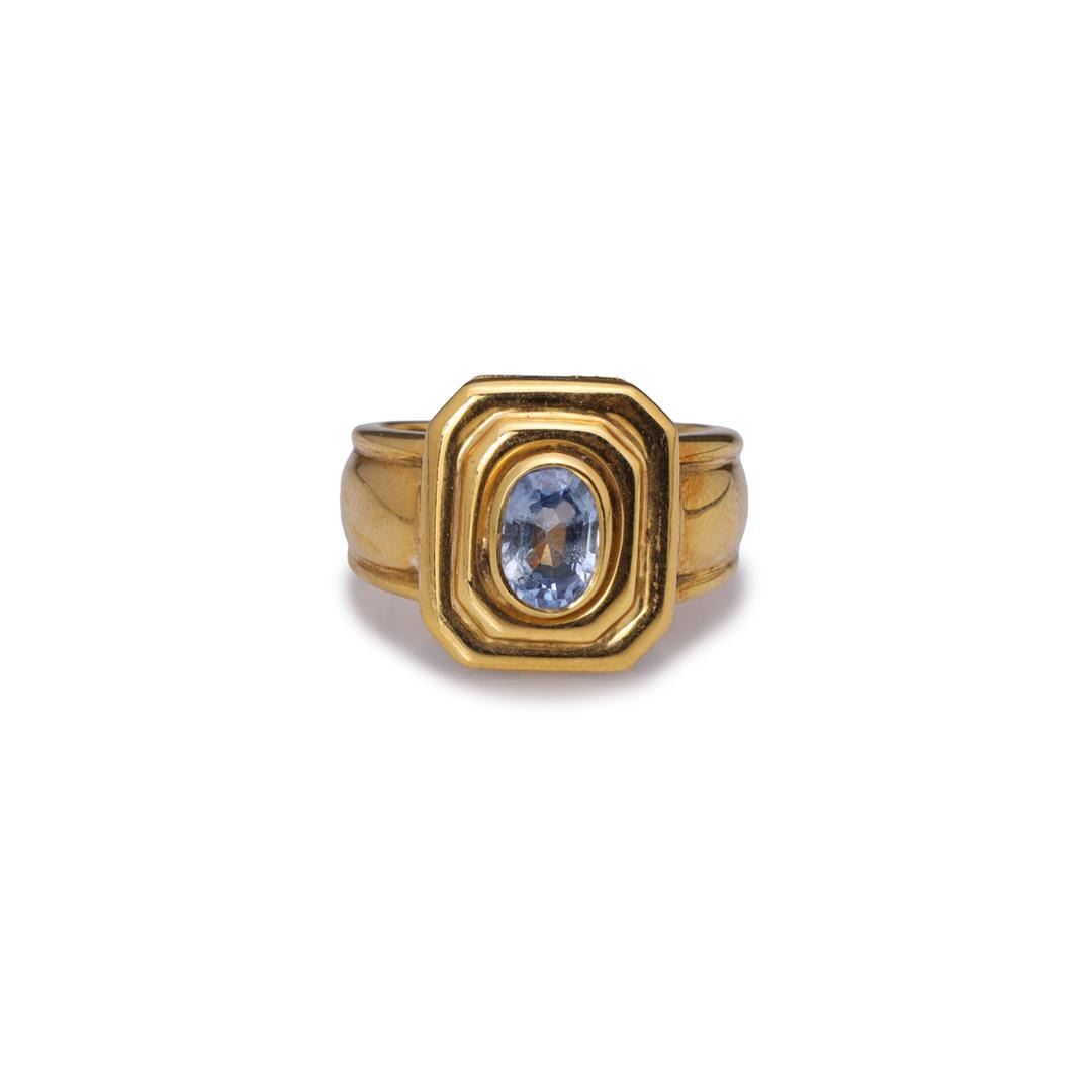 Heavy Ring Heavy 18k Yellow Gold Sapphire Ring