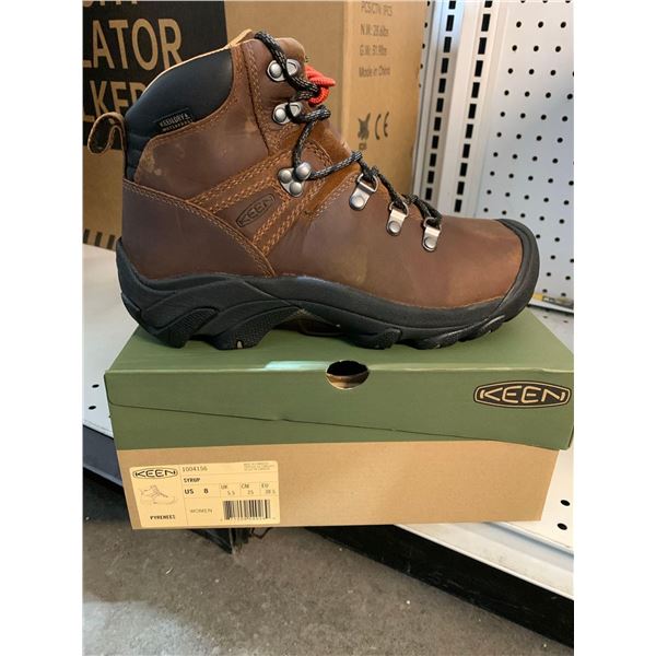 Keen Pyrenees Hiking Boot- (women's 8) Syrup