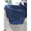 Image 2 : Clementine Blue Velvet Arm Chair 27" x 27"