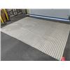 Image 2 : Gray & Beige Stripe Design Area Rug 8x11'