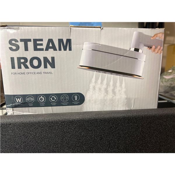 Beewin portable steam clothing iron