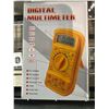 Image 1 : Handheld digital multimeter