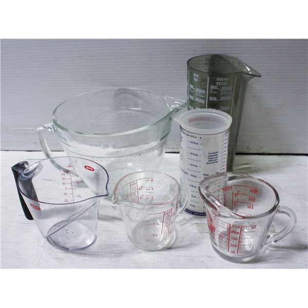 6 ASSORTED MEASURING CUPS