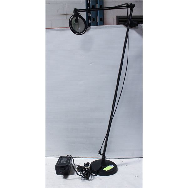 47" FLOOR LAMP