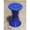 Image 1 : BLUE PLASTIC STOOL 17" HIGH