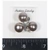 Image 1 : 3 NEW SILVER COLOR FAUX PEARL SCARF/TIE/LAPEL