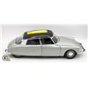 Image 2 : SOLIDO 1:18 SCALE 1963 CITROEN DS 19 DIECAST