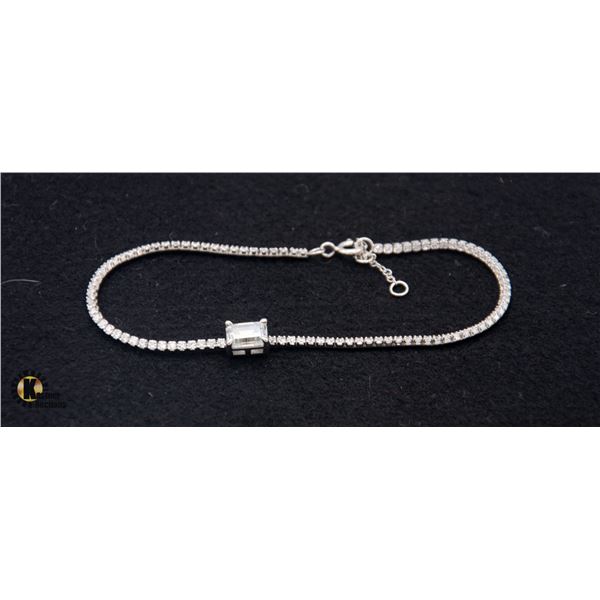 #1059-CUSTOM SET 1.00 CT EMERALD CUT 5 X 7MM