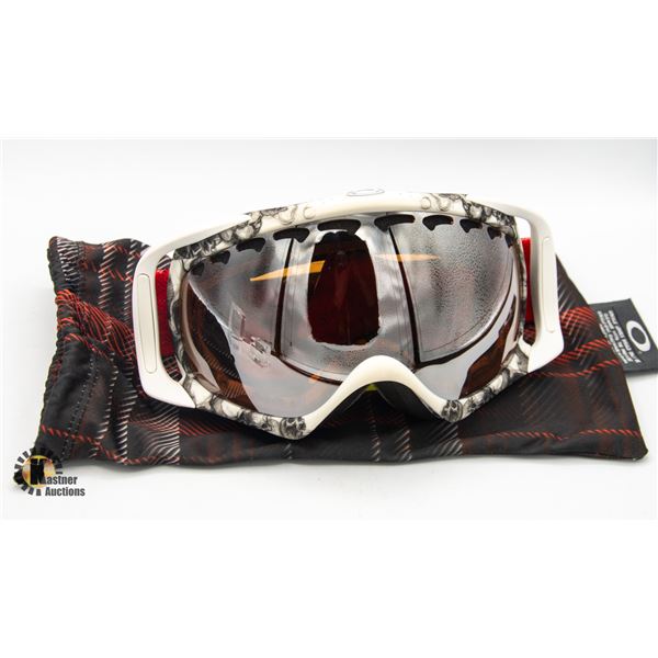 OAKLEY SKI SNOWBOARD GOGGLES W BAG
