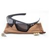 Image 1 : OAKLEY SUNGLASSES WITH BAG
