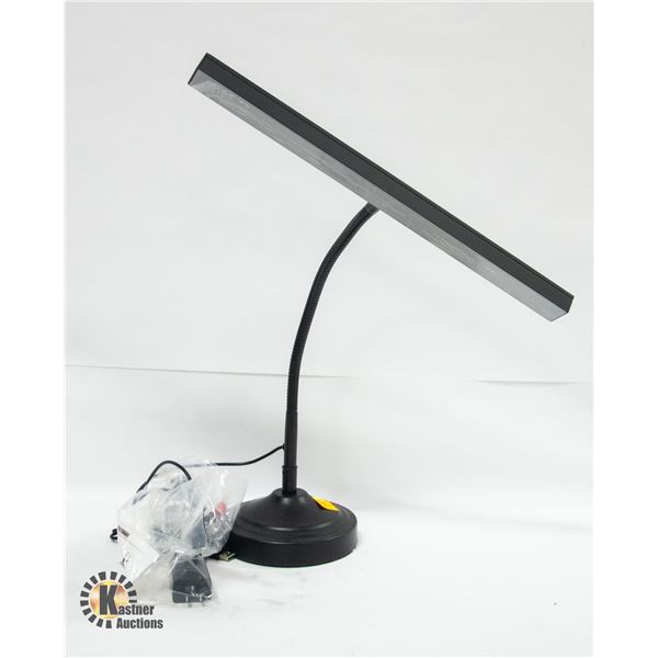 NEW BANKERS LIGHT FLEXIBLE NECK USB POWER