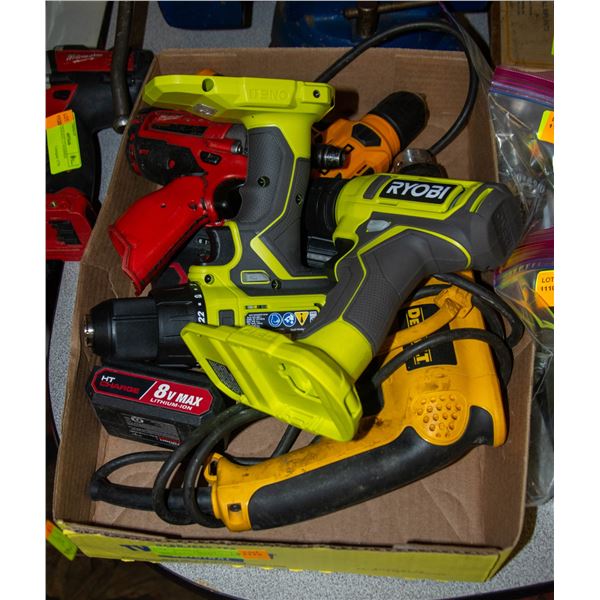 FLAT OF ASSORTED DRILLS WORKING NO BATTERIES