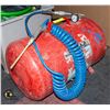 Image 1 : PORTABLE RED AIR COMPRESSOR