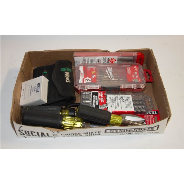 FLAT OF ASSORTED HAND TOOLS