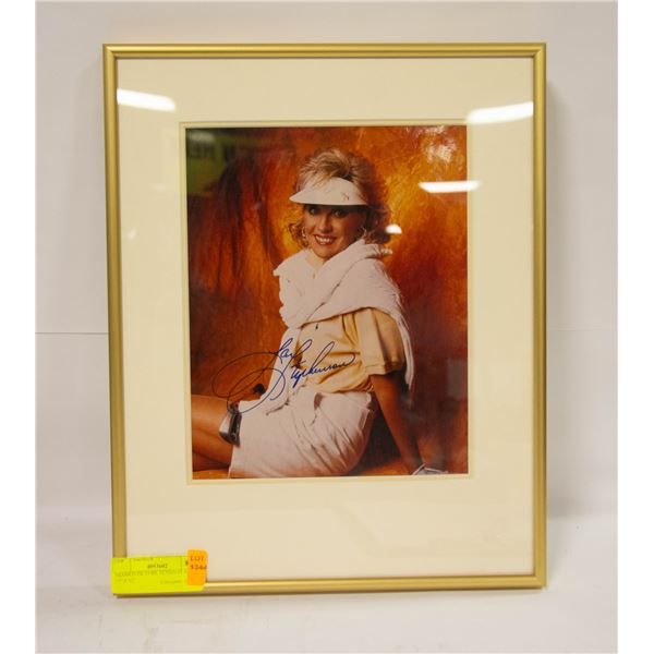 FRAMED PICTURE TENNIS PLAYER 15" X 12"
