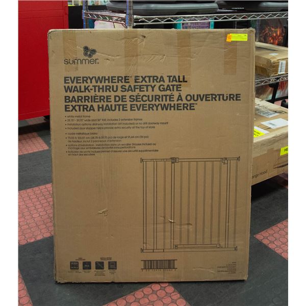 NEW WITH BOX SUMMER EVERYWHERE EXTRA TALL WALK