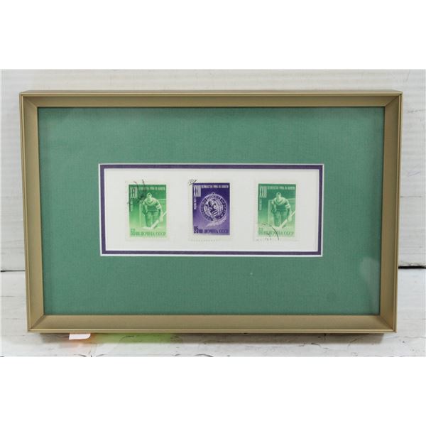 FRAMED HOCKEY STAMPS 10" X 7"