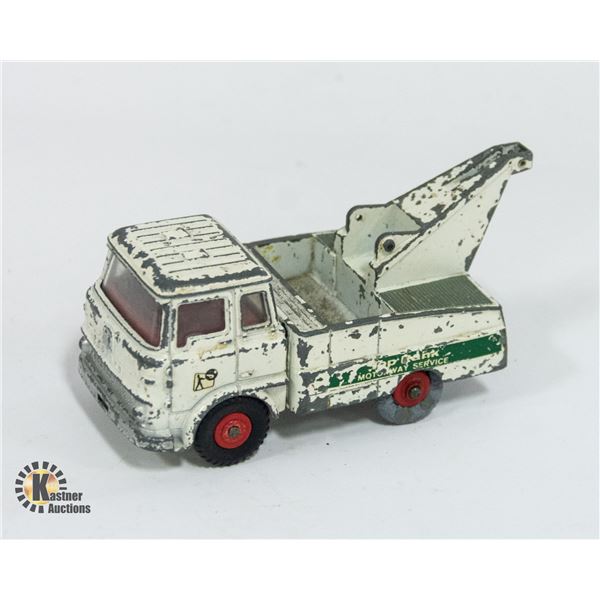 VINTAGE DINKY TOYS CRASH TRUCK