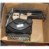 Image 1 : VINTAGE TYPE WRITER