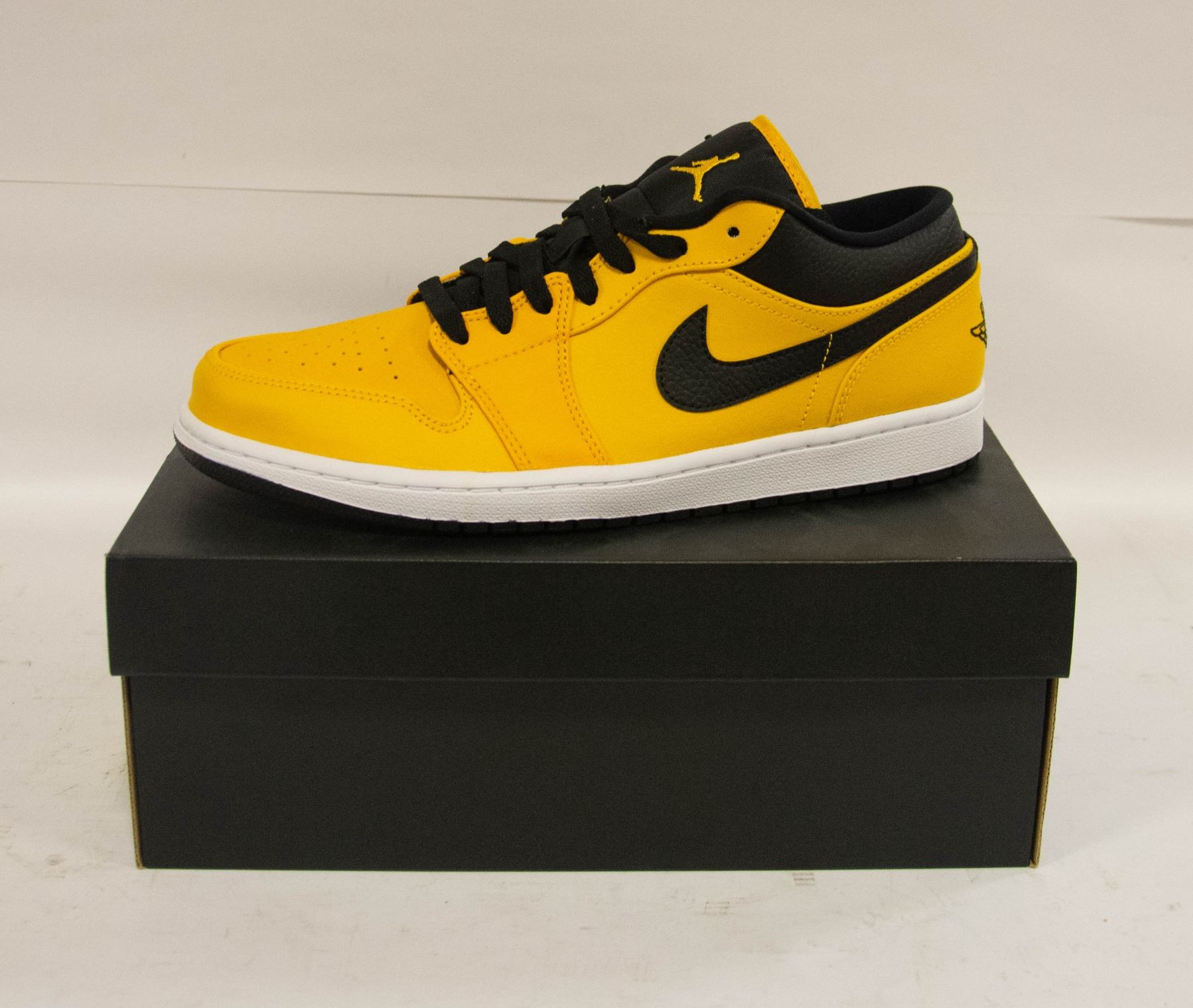 jordan 1 low men's size 10