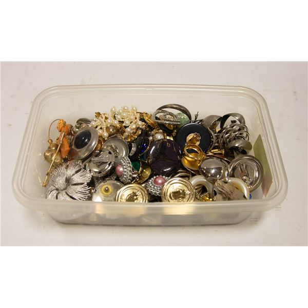 LOTS LADIES FASHION EARRINGS, NECKLACES,