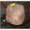 Image 1 : HIMALAYAN SALT LAMP