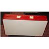 Image 1 : RED & WHITE FOLDING TABLE & CHAIRS - 27.5"17"