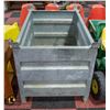 Image 1 : GALVINED STEEL CRAIN CHERRY PICKER LIFT BOX
