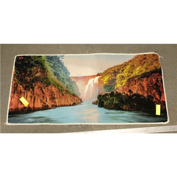 FREIGHT CLAIM CARPET/RUG APPROX 20" X 40"