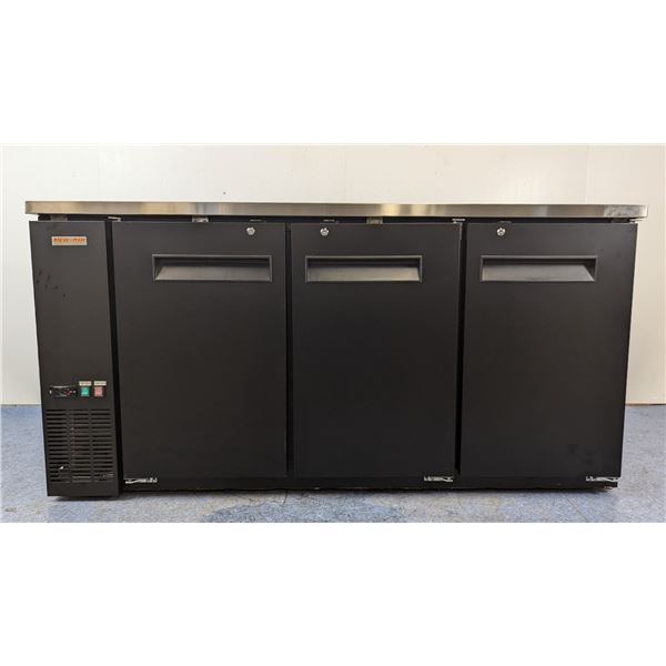 New Air NBB-72-SB 72" Solid 3-Door Back Bar Cooler | 40902/R5