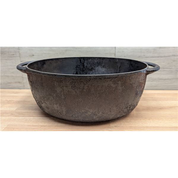 16" x 12" Cast Iron Pot | Front B