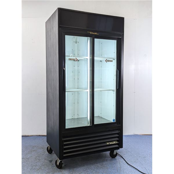 T rue GDM-33 39" Sliding Glass Door Cooler | 4299/L12