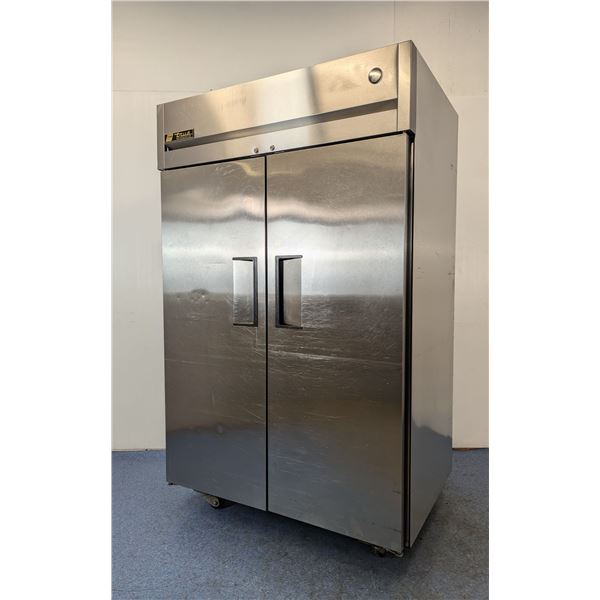 True TG2R-2S Double Door Stainless Cooler | 2663/L12