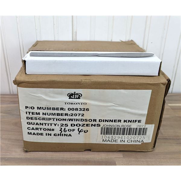 Johnson Rose Windsor Dinner Knives - Lot of 900 (3 Cases) | JR 2072/LBD2-1