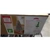Image 2 : 6-1/2' PRE-LIT XMAS TREE IN BOX