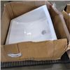 Image 1 : WHITE PORCELAIN UNDERMOUNT SINK, APPROX. 17" X 17" X 8"